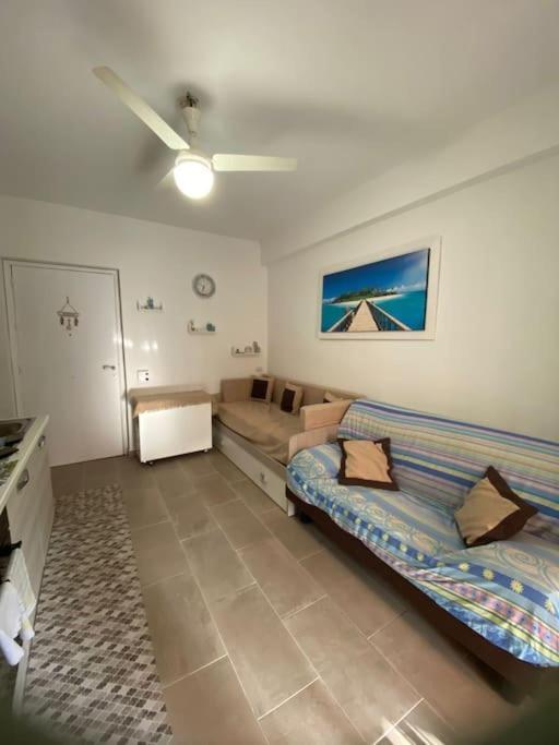 Casa Vacanza Giardini Naxos Taormina Miranaxos エクステリア 写真