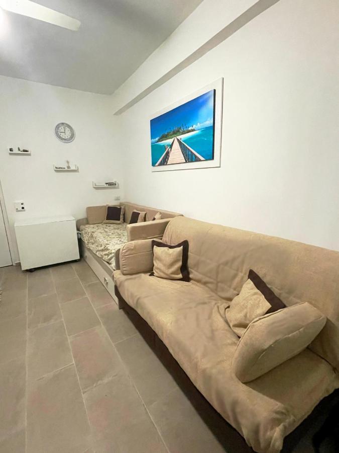 Casa Vacanza Giardini Naxos Taormina Miranaxos エクステリア 写真